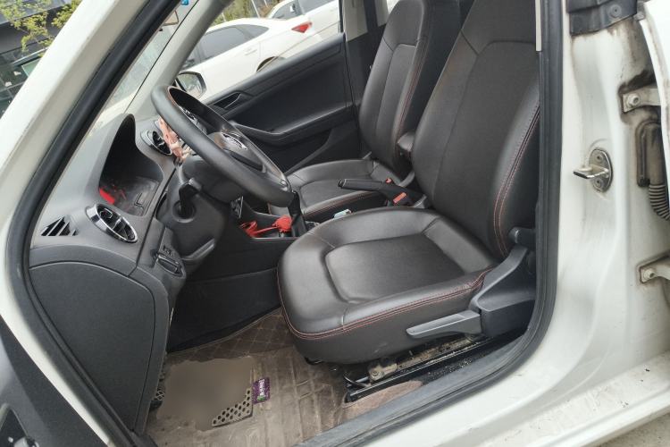 Used Volkswagen Jetta 2017 1.5L Manual Fashion Edition Left Front Seat