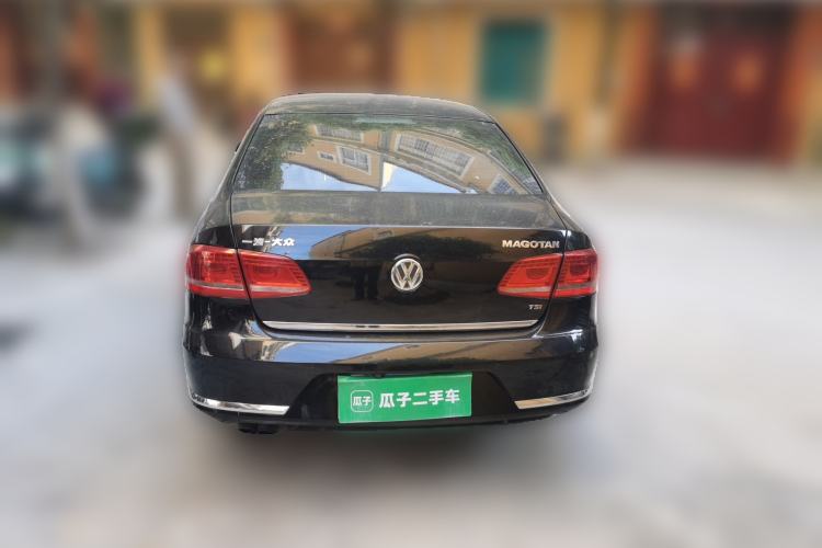 Used Volkswagen Magotan 2013 1.8TSI Premier Model Rear