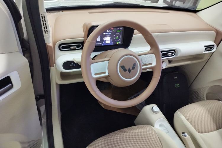 Used Wuling Hongguang MINIEV 2024 3rd Generation 215km Youth Edition