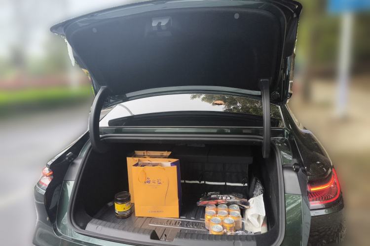 Used Geely Galaxy 8 2025 130km EM-i Deluxe Edition Trunk