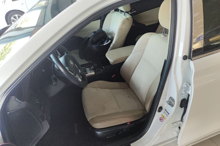 Used Toyota Reiz 2013 2.5V Shangrui Edition Left Front Seat