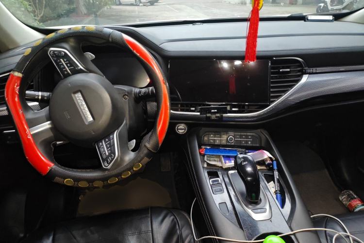 Used Haval F7x 2021 1.5T Two-Wheel Drive Smart & Trendy Edition Center Console