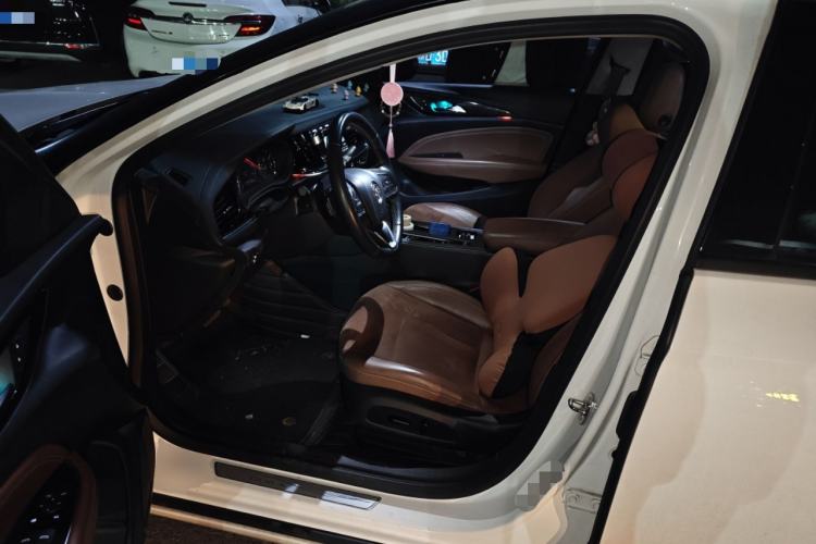 Used Buick Regal 2020 552T Luxury Version
