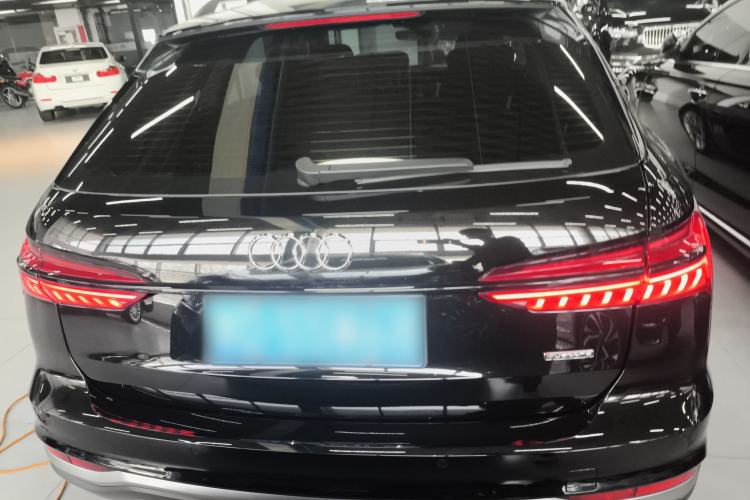 Used Audi A6 2021 allroad quattro Explorer 55 TFSI Prestige Off-Road Model
