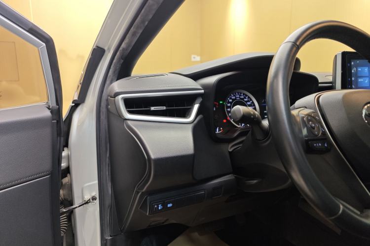 Used Toyota Levin 2021 185T CVT Luxury Edition
