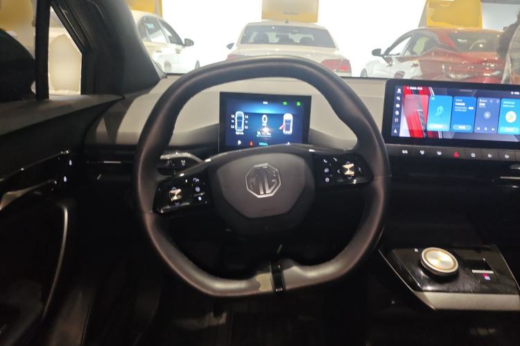 Used MG 4 EV 2022 425 km Luxury Edition Steering Wheel