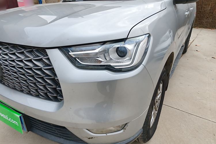 Used Great Wall Poer 2019 2.0T Commercial Version Manual Diesel Two-Wheel Drive Navigation Type Long Bed GW4D20M
