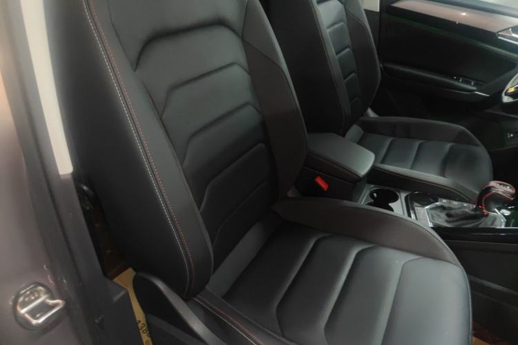 Used Volkswagen Tayron 2021 280TSI Two-Wheel Drive Luxury Smart Connectivity Version Right Front Seat