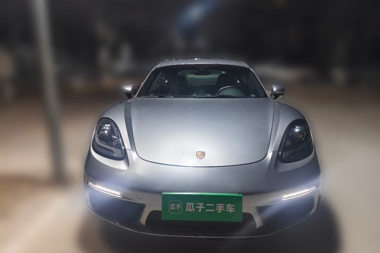 Used Porsche 718 2018 Cayman 2.0T Front