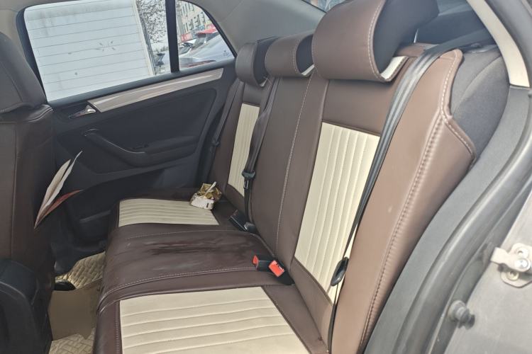 Used Volkswagen Bora 2013 1.6L Automatic Fashion Model