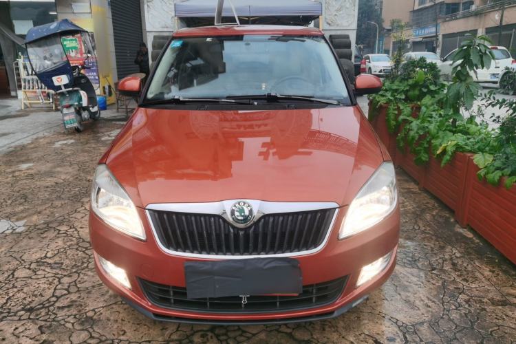 Used Skoda Fabia 2012 1.4L Automatic Crystal Edition