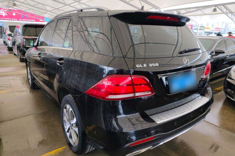 Used Mercedes-Benz GLE 2017 GLE 320 4MATIC Dynamic Model Rear Left 45 Deg