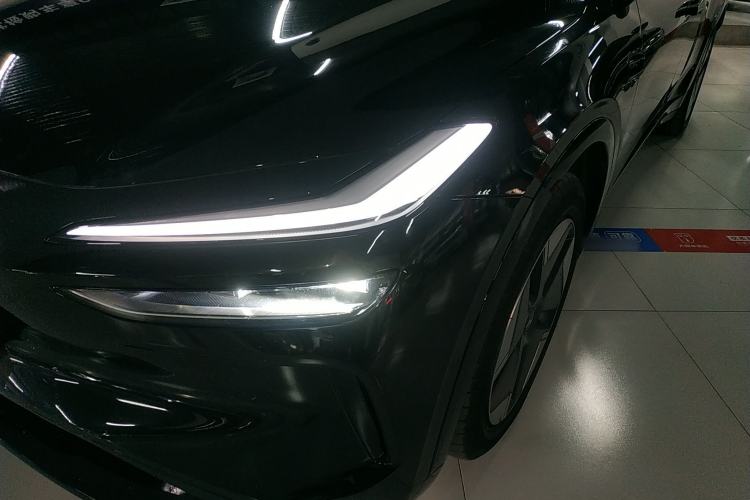 Used ONVO L60 2024 60 kWh Rear-Drive Version
