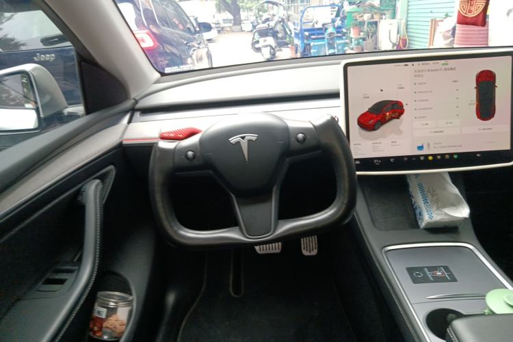 Used Tesla Model Y 2023 Rear-Wheel-Drive Version Steering Wheel