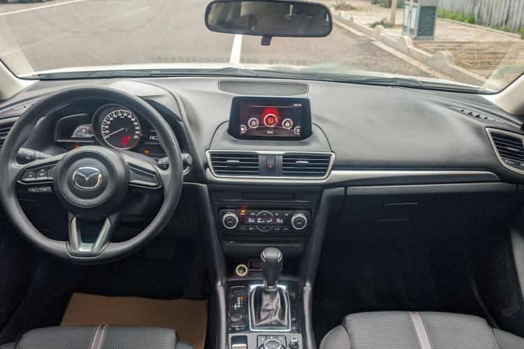 Used Mazda 3 Axela 2017 Hatchback 1.5L Automatic Luxury Model Emission Standard China V Interior 1