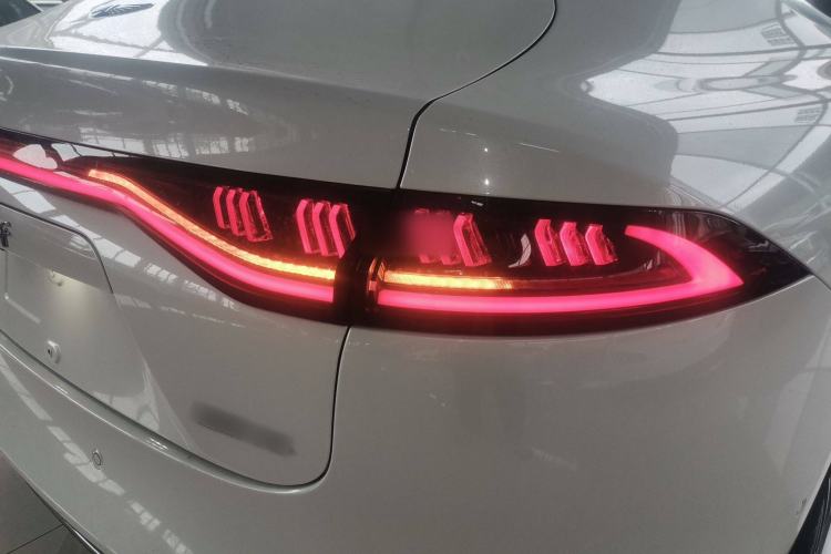 Used Yuanhang Y6 2023 620 km All-Wheel Drive Premium Edition
