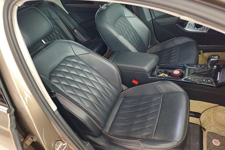 Used Volkswagen Passat 2020 330TSI Prestige Edition China VI Standard Right Front Seat