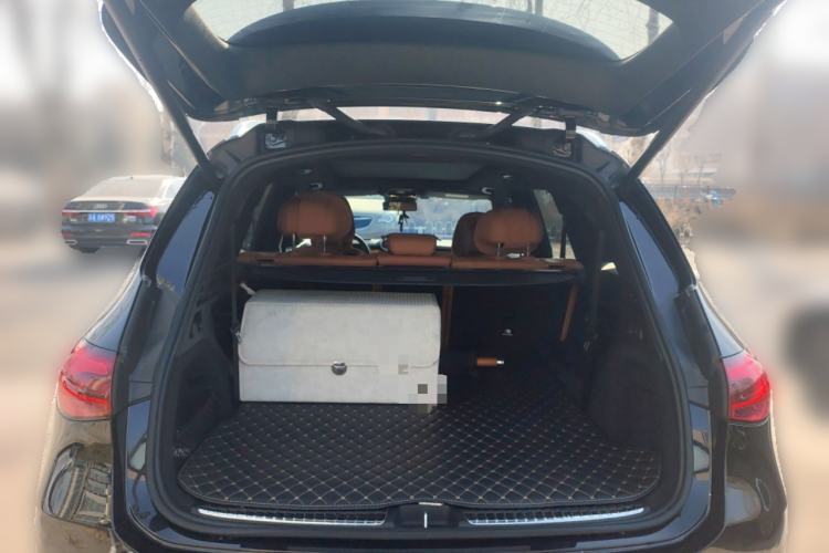 Used Mercedes-Benz GLC 2023 GLC 300 L 4MATIC Dynamic 7-Seater
