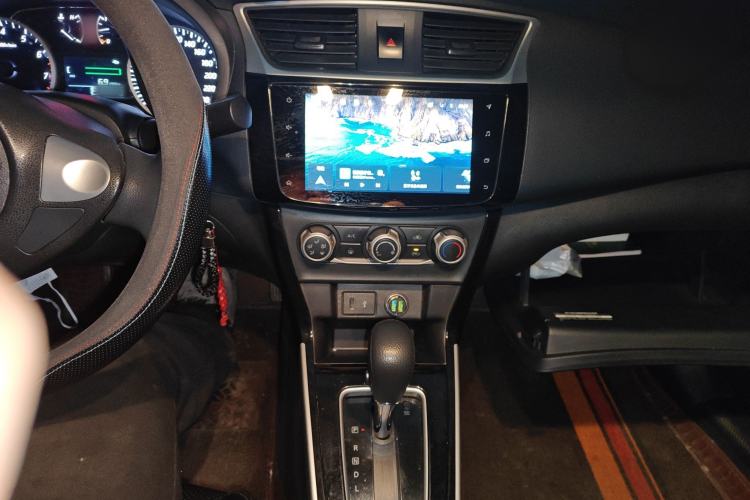 Used Nissan Sylphy 2021 Classic 1.6XL CVT Luxury Edition Audio And AC Panel