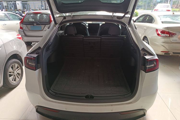 Used Tesla Model Y 2021 Standard Range Rear-Wheel Drive Version