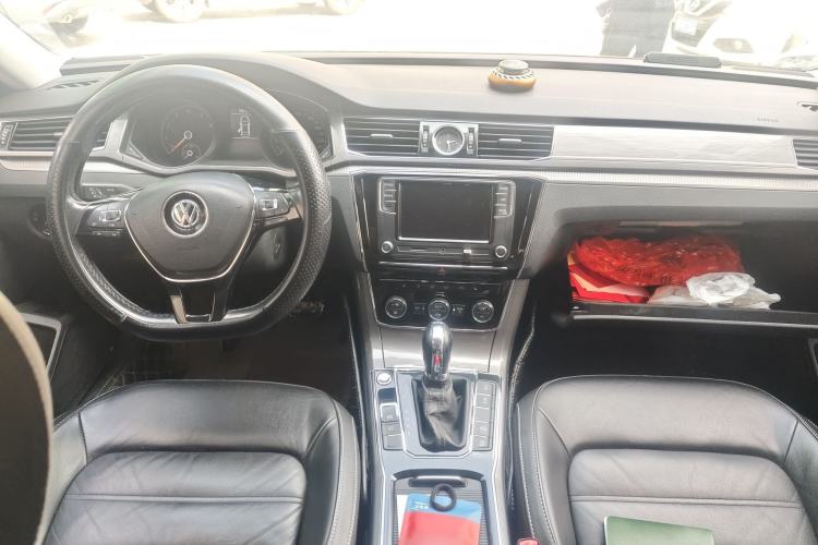 Used Volkswagen Passat 2017 280TSI DSG Luxury Edition
