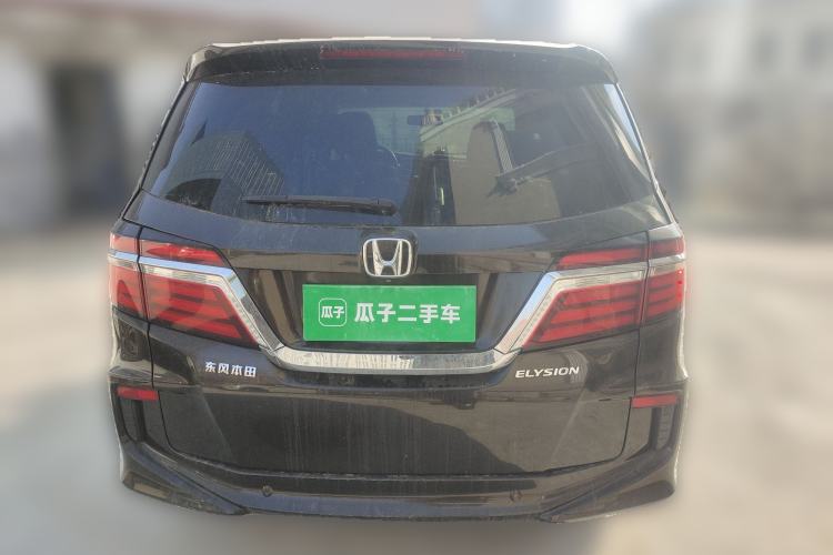 Used Honda Elysion 2016 2.4L Luxury Edition
