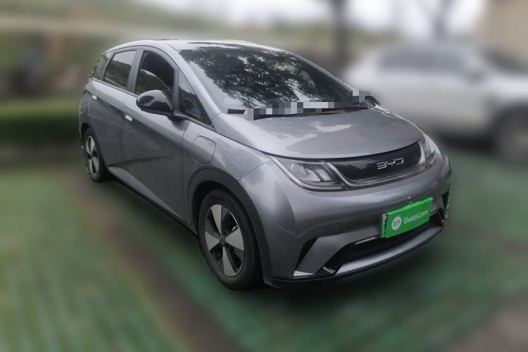 Used BYD Dolphin 2023 420 km Fashion Edition
