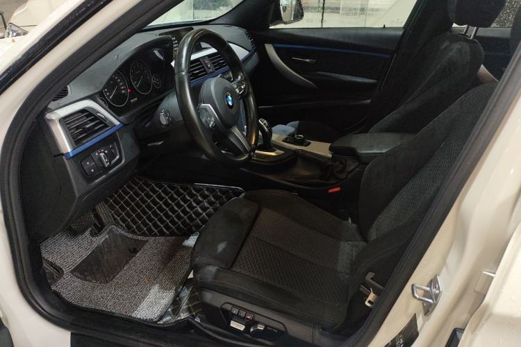 Used BMW 3 Series 2018 320i M Sport Package Left Front Seat