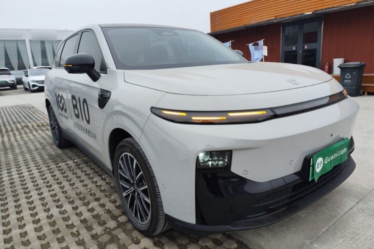 Used Leapmotor B10 2025 510 Joyful Edition Front Right 45 Deg