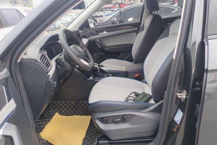 Used Volkswagen Tayron GTE Plug-in Hybrid 2023 280TSI Luxury Plus Advanced Edition Left Front Seat