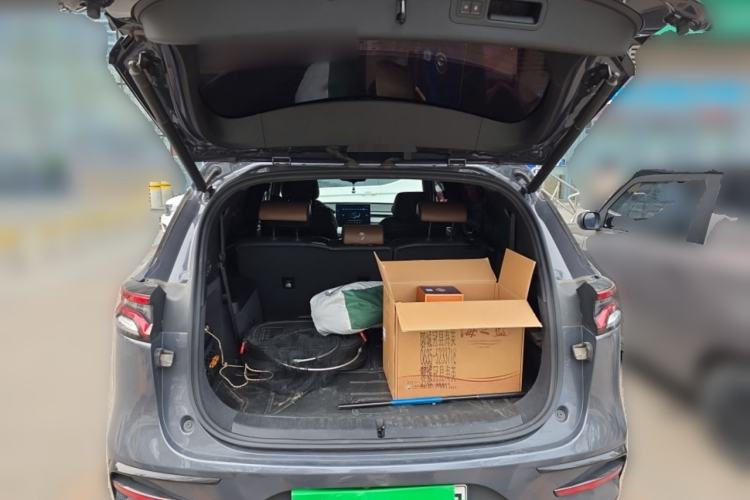 Used BYD Tang New Energy 2021 DM-i 112KM Prestige Model Trunk