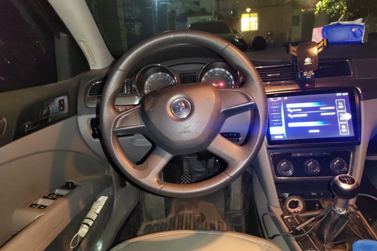 Used Skoda Superb 2013 1.4TSI Manual Shengshi Edition