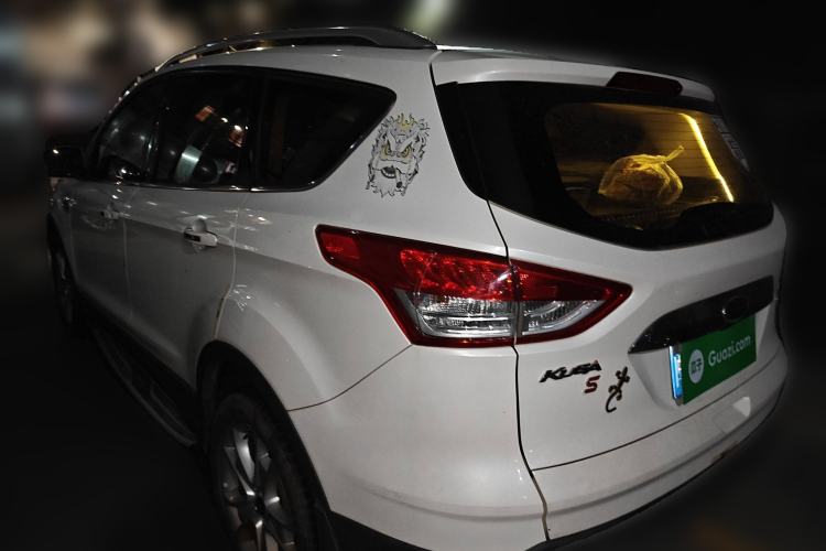 Used Ford Kuga 2015 2.0L GTDi Four-Wheel-Drive Sport Model
