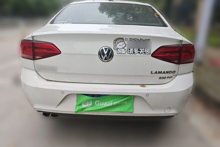 Used Volkswagen Lamando 2017 230TSI DSG Fashion Edition
