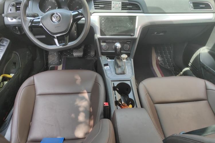 Used Volkswagen Lamando 2018 230TSI DSG Fashion Edition
