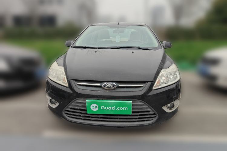 Used Ford Focus 2013 Sedan Classic 1.8L Manual Base Model
