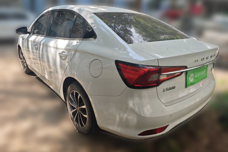 Used Roewe i5 2020 1.5L Automatic 4G Connect Luxury Flagship Edition
