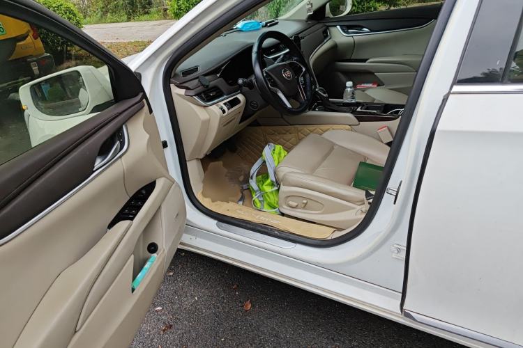 Used Cadillac XTS 2014 28T Comfort Version