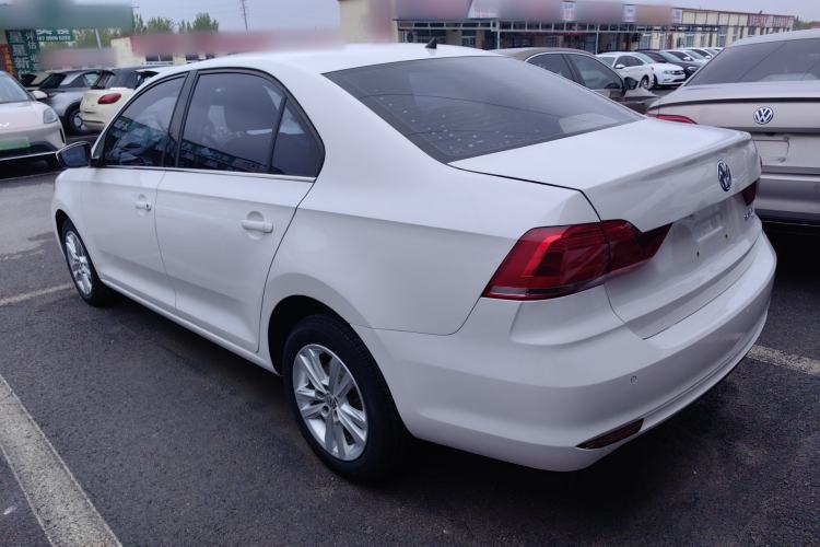 Used Volkswagen Santana 2016 1.6L Automatic Comfort Edition Exterior 6