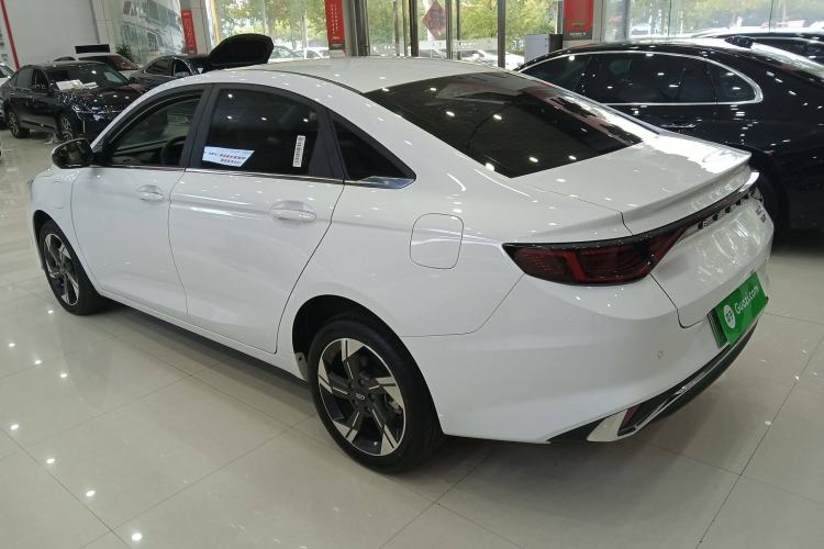 Used Geely Auto Emgrand L HiP 2024 Champion Edition 1.5TD-DHT Pro 100KM Excellence Model
