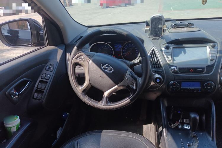 Used Hyundai ix35 2012 2.0L Automatic Two-Wheel Drive Elite Edition GLS
