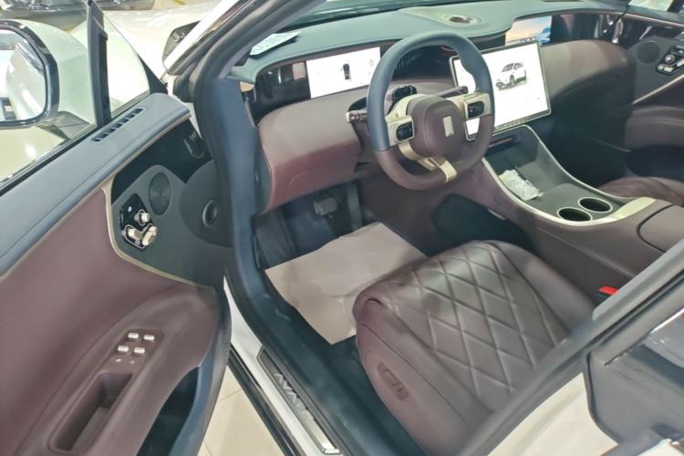 Used Avatr 11 2025 Year Updated Max Extended-Range Version