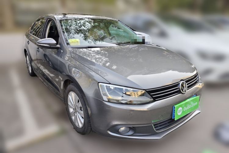 Used Volkswagen Sagitar 2014 Revised Version 1.4TSI Automatic Luxury Edition
