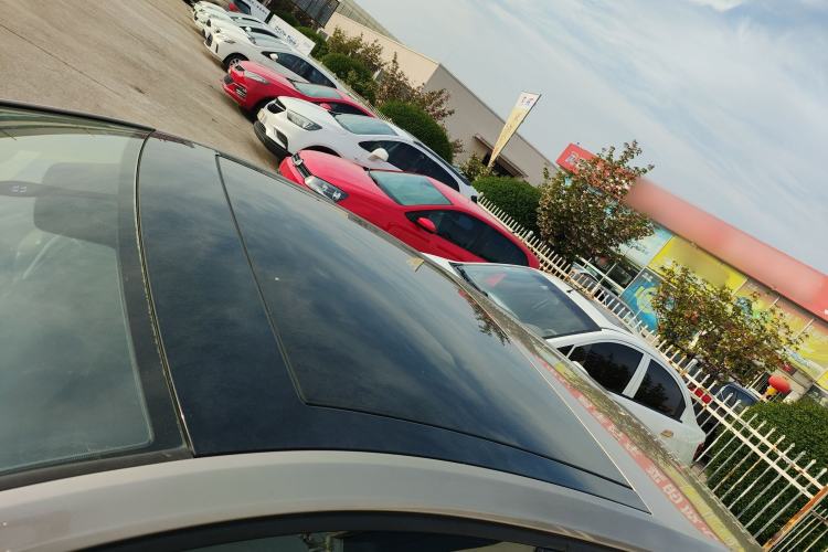 Used Volkswagen Golf 2015 1.4TSI Automatic Luxury Model Roof