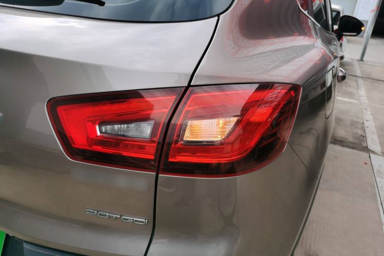 Used BORGWARD BX5 2017 20TGDI Automatic Two-Wheel Drive Pioneer Edition
