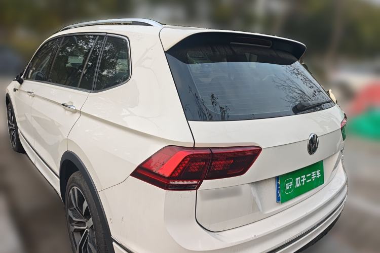Used Volkswagen Tiguan L 2020 330TSI Automatic Two-Wheel Drive R-Line Flagship Version China VI Standard Rear Left 45 Deg