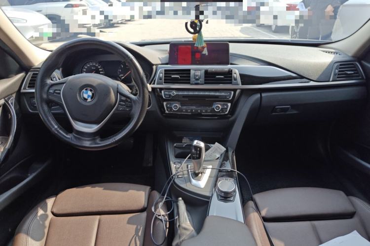 Used BMW 3 Series 2019 320Li Fashion Model
