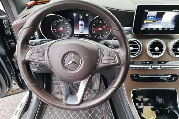 Used Mercedes-Benz GLC 2019 Refreshed GLC 300 L 4MATIC Dynamic Edition
