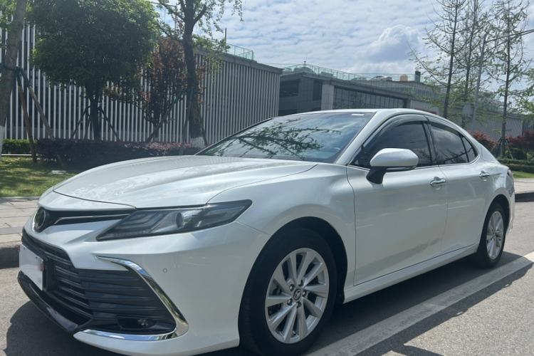 Used Toyota Camry 2023 2.0G Luxury Edition