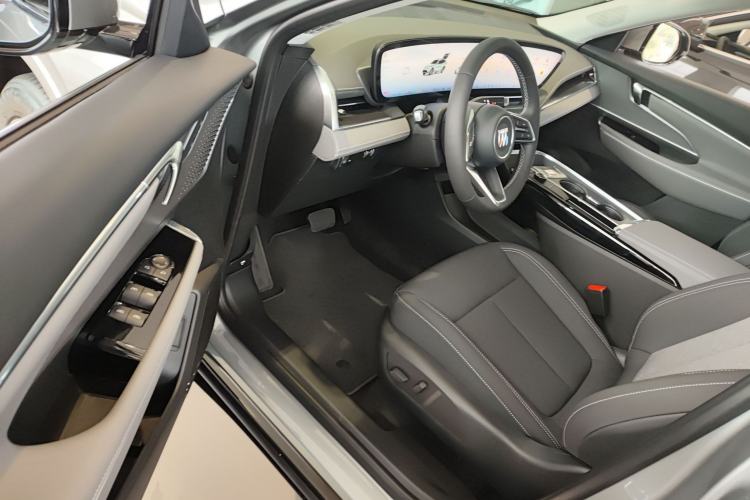 Used Buick E5 2025 Model 515KM First-Adoption Edition Driver Seat